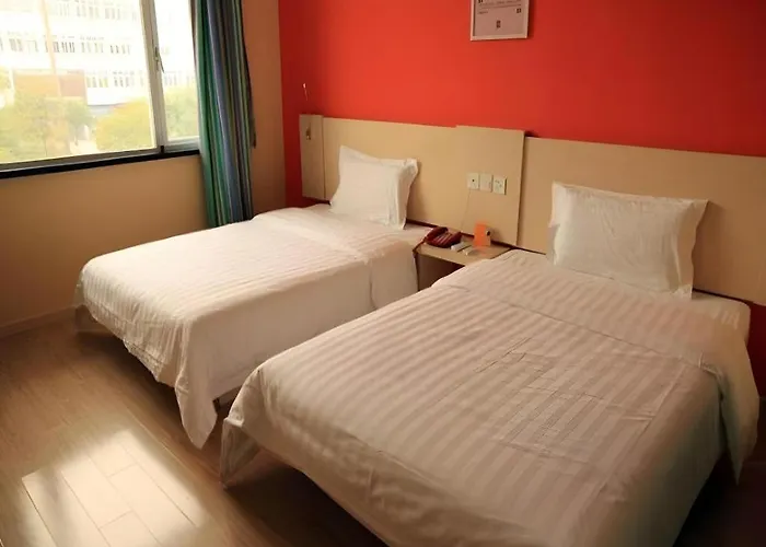 7 Days Inn Zhenjiang Railway Station