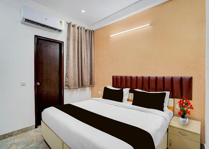 Super Townhouse Sector 13 Gurgaon