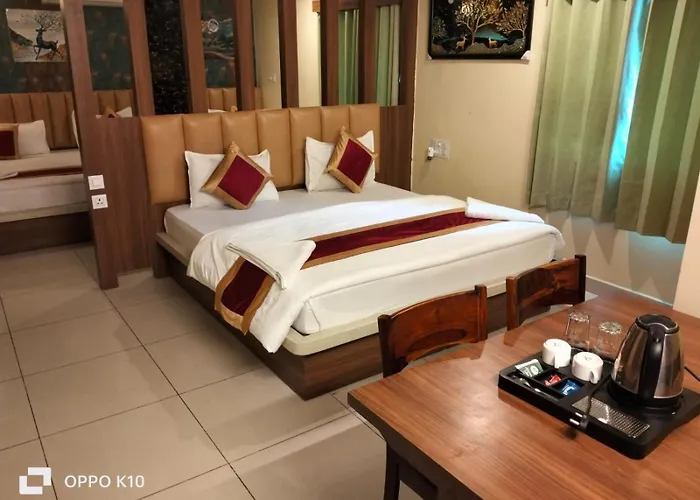 Hotel Ashtha Inn