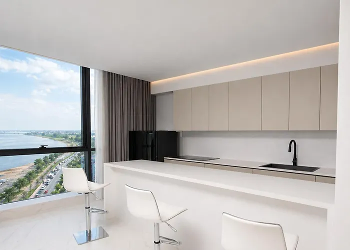 Atlantic Suites Hotel
