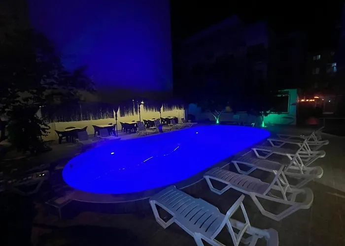Tropicana Otel