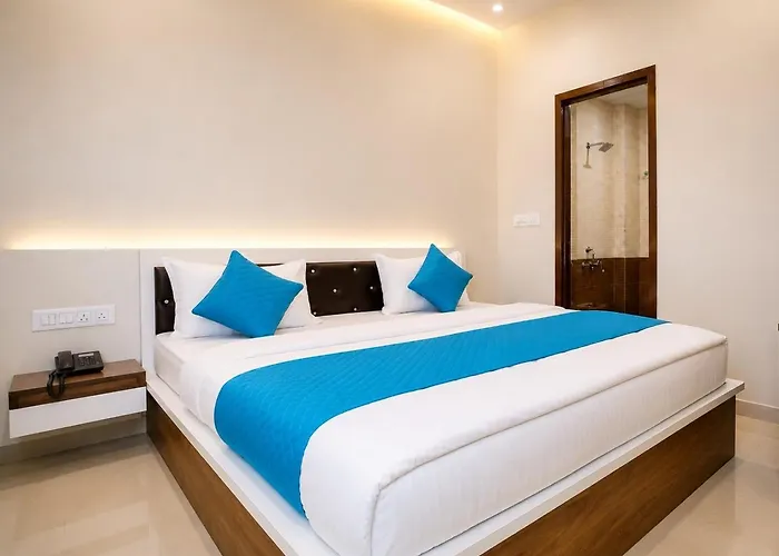 Aashirwaad Guest House Nr Toran Dwar 1 Km From Main Khatushyam Ji Temple