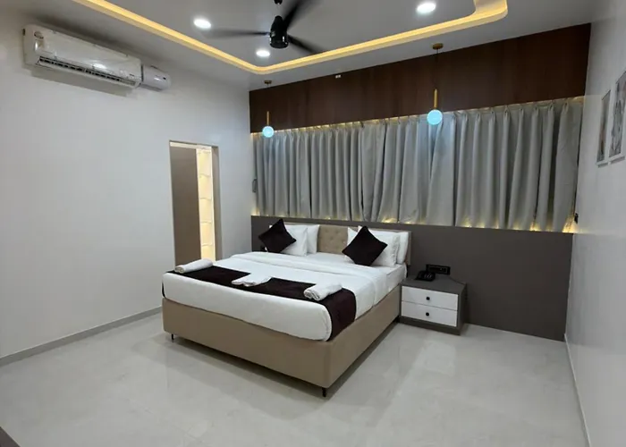 Hotel Krishna Leela Lodging And Boarding