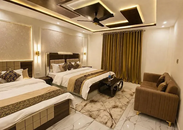 Palace Continental Hotel Malam Jabba