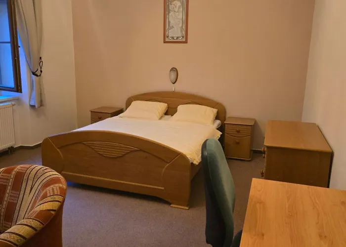Hotel T-X
