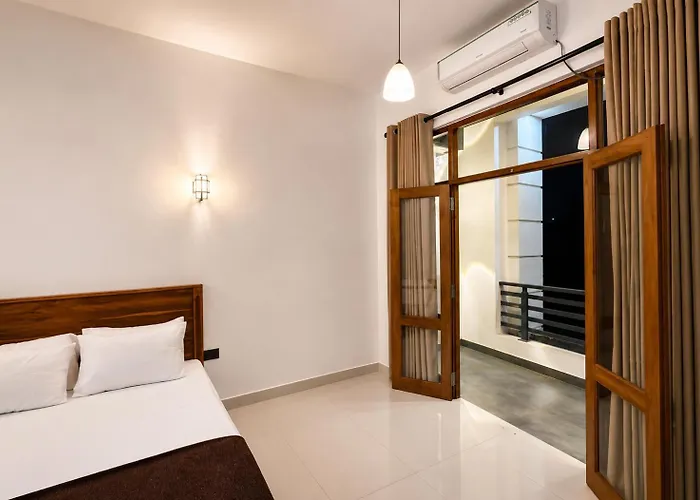 Araliya Hotel