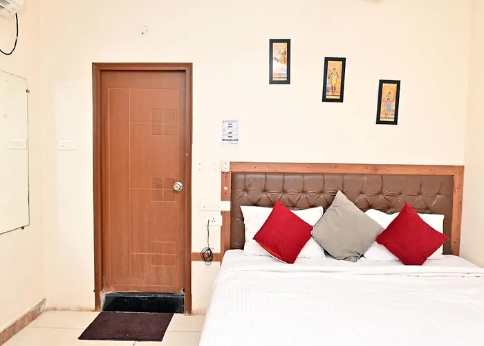 Hotel Ganesh Mahalakshmi Inn