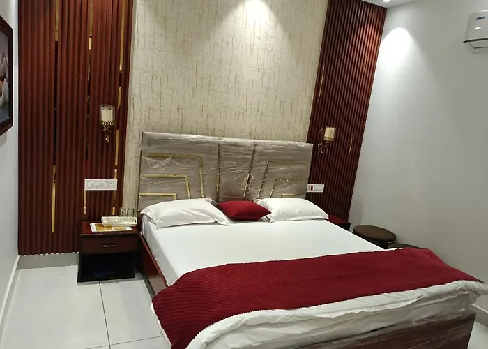 Hotel Deepjot