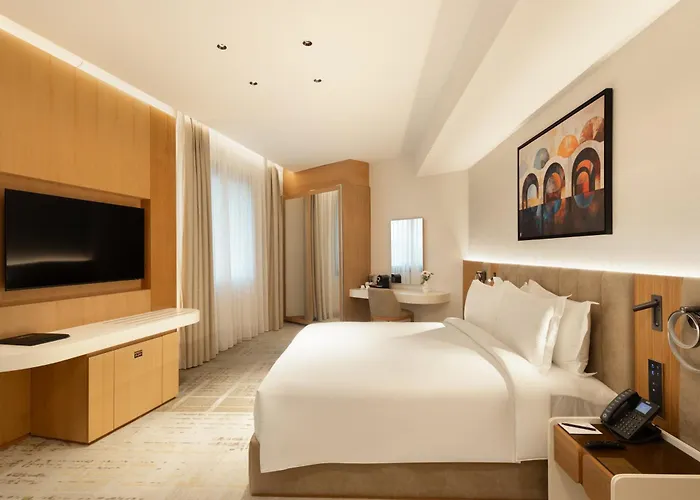 Grand Bloom Hotel