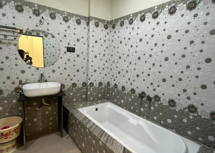 Hotel Radhekrishna
