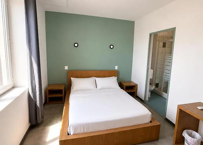 Hotel 2 Etoiles Centre Ville