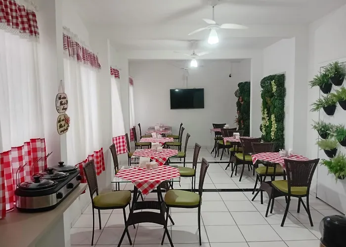Eduardos Hotel