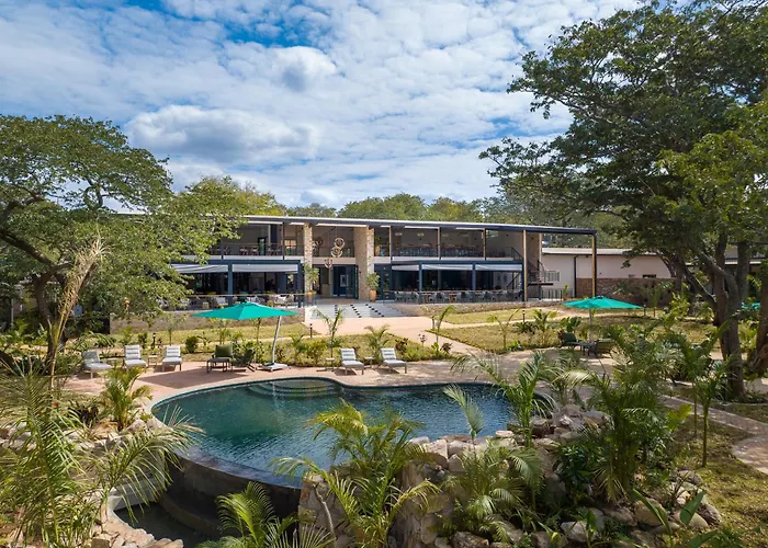 Waterfalls Lodge