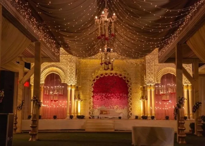 Hotel Vasant - Premium Hotel In Gajraula - All Ac Rooms With Restaurant - Free Wi-Fi & Parking - Banquet