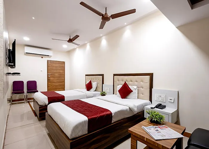 Hotel Aditya Grand Inn