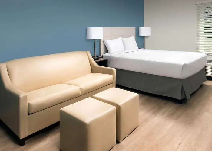 Woodspring Suites St Joseph