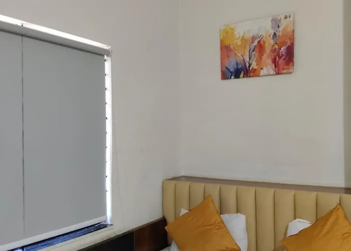 Hotel Mayur Lodge