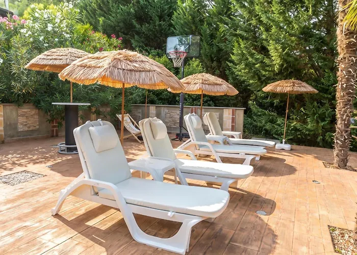 Paradise Forest Glamping Near Koper