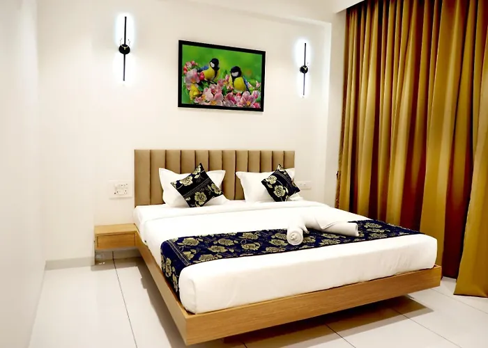 Hotel Ellora Pride