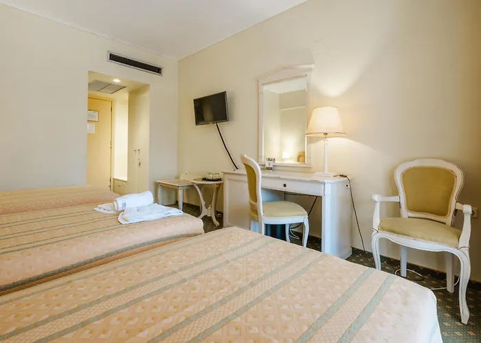 Angelika Pallas Hotel