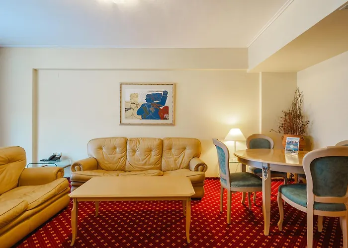 Angelika Pallas Hotel