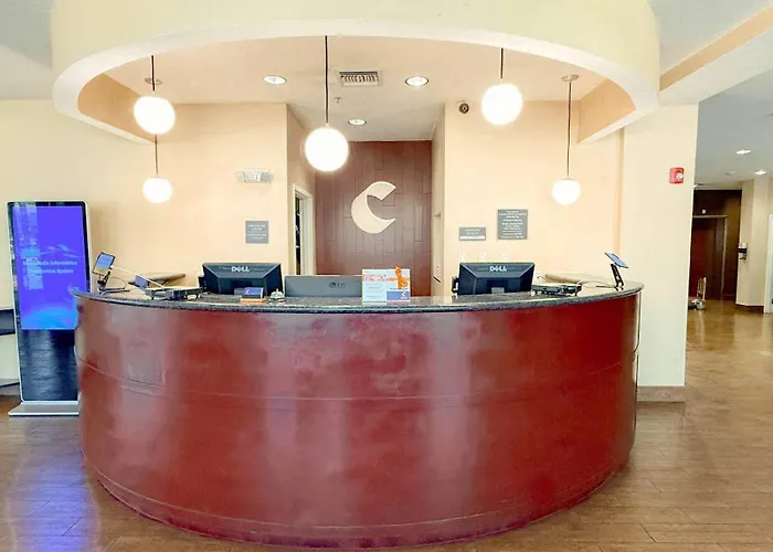 Comfort Suites Orlando International Airport