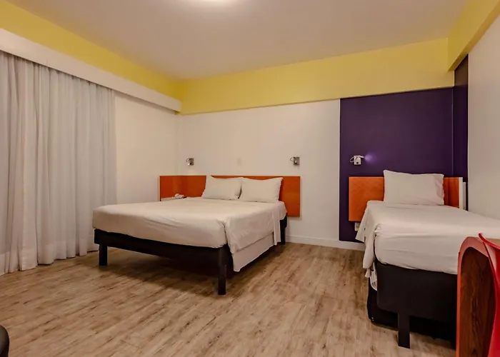 Ibis Styles Balneário Camboriú - 1 Quadra do Mar
