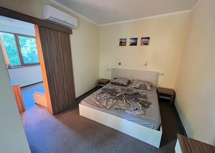 Sunny Paradise Family Hotel