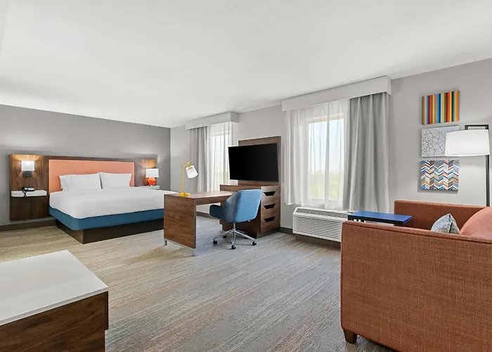 Hampton Inn And Suites Peru