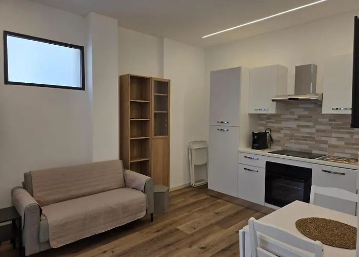 Rosa Hotel & Apartments