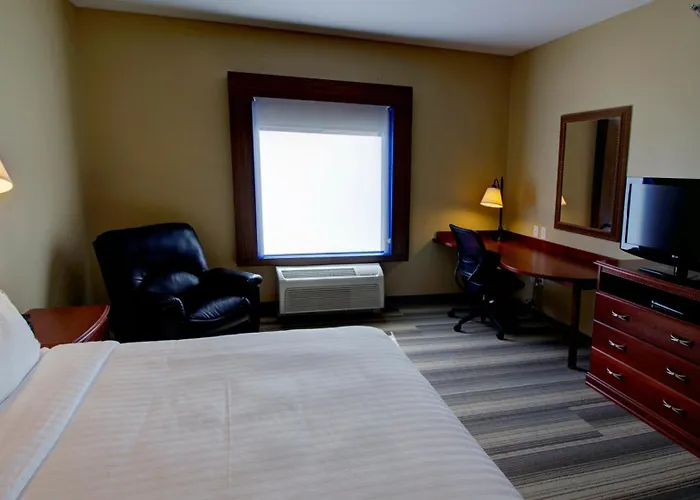 Holiday Inn Express & Suites Sioux City-South By Ihg