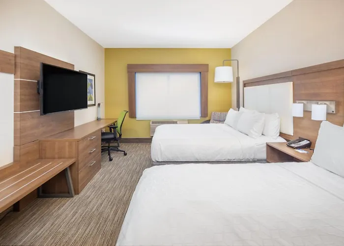 Holiday Inn Express Hotel & Suites Bishop By Ihg