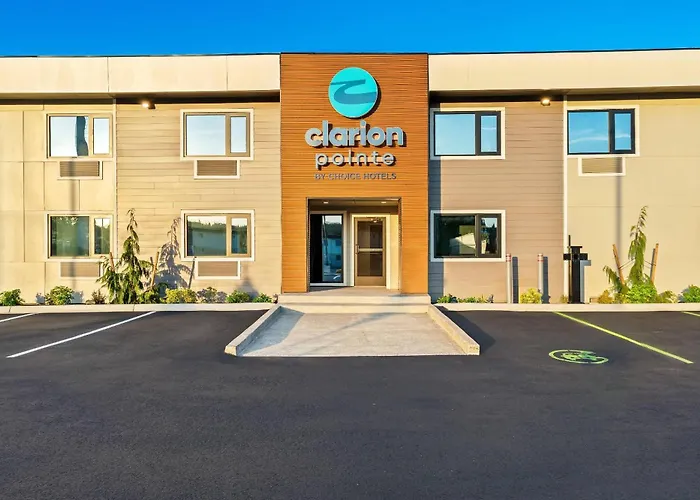 Clarion Pointe Kent - Seattle South