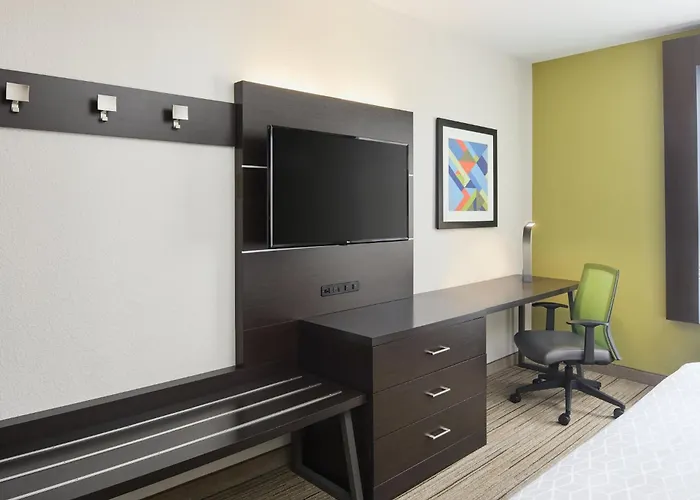 Holiday Inn Express Hotel & Suites Port Richey By Ihg