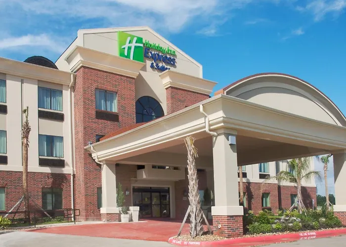 Holiday Inn Express Hotel & Suites Winnie By Ihg