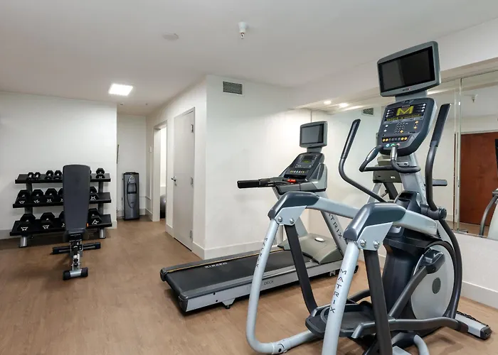 Holiday Inn Express & Suites Milton East I-10 By Ihg