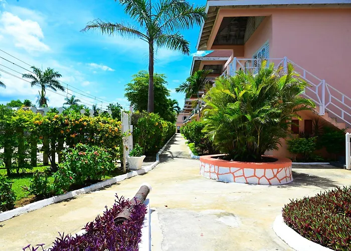 Shields Negril Villas