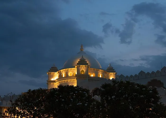 Gulaab Niwaas Palace