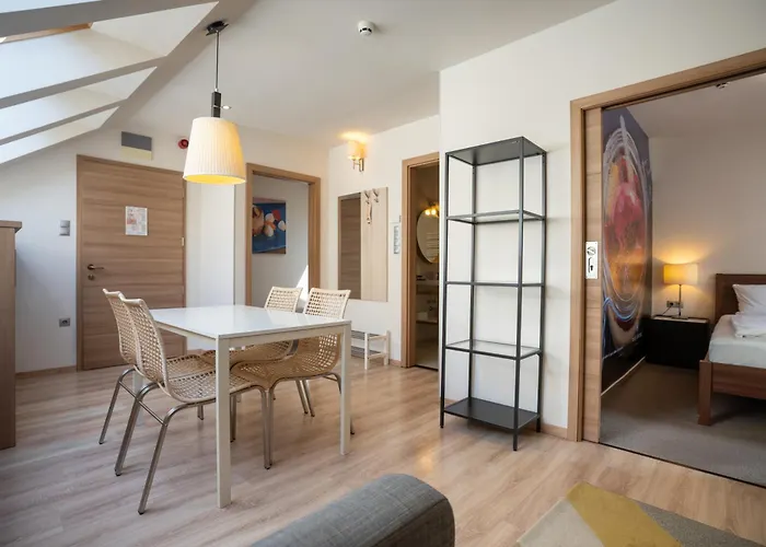 Imola Udvarhaz Dessert Hotel