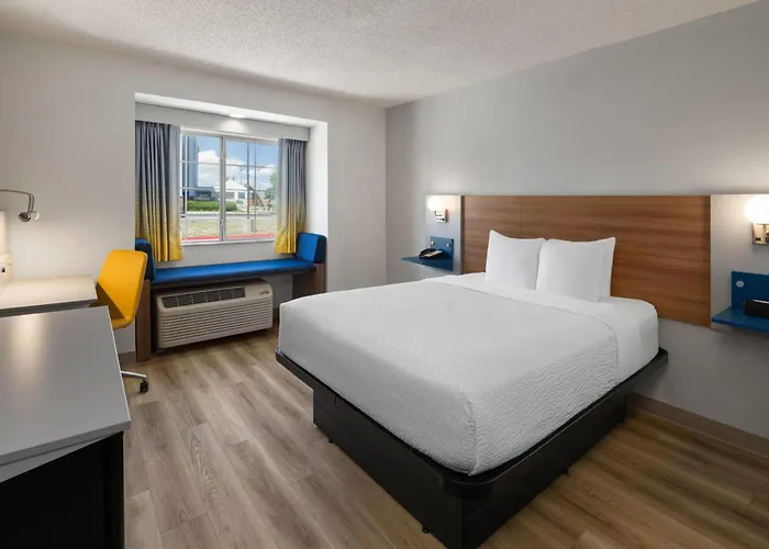 Microtel Inn & Suites By Wyndham Denver Airport