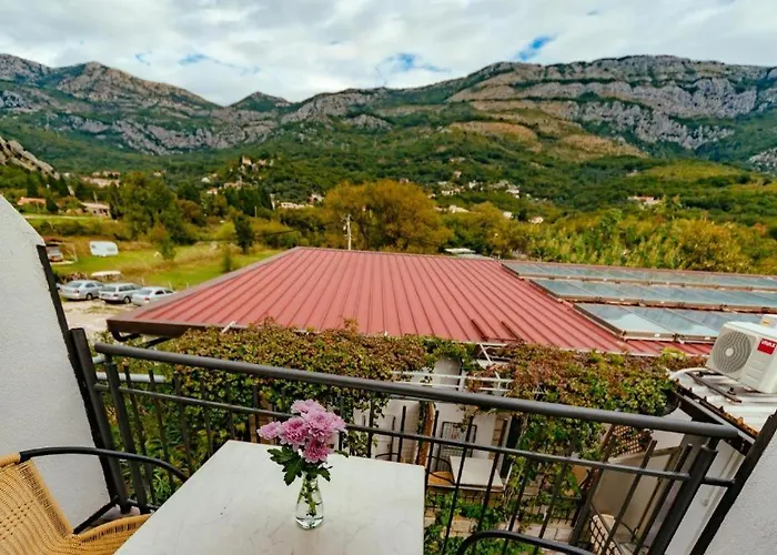 Hotel Savojo
