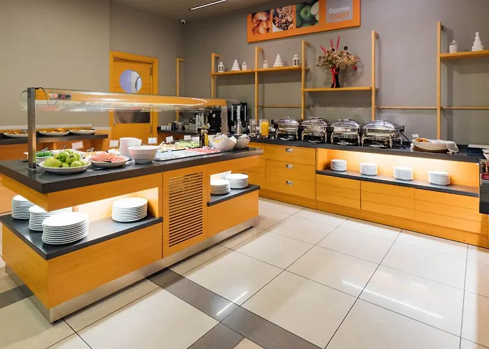 Holiday Inn Express Manisa-West By Ihg