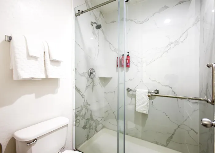 The Hotel Serene Glendale Peoria, Surestay Collection By Best Western