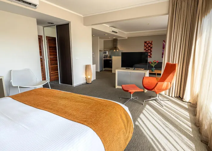 Hôtel du Centre Appart hôtel Business avec Parking Gratuit à Nouméa