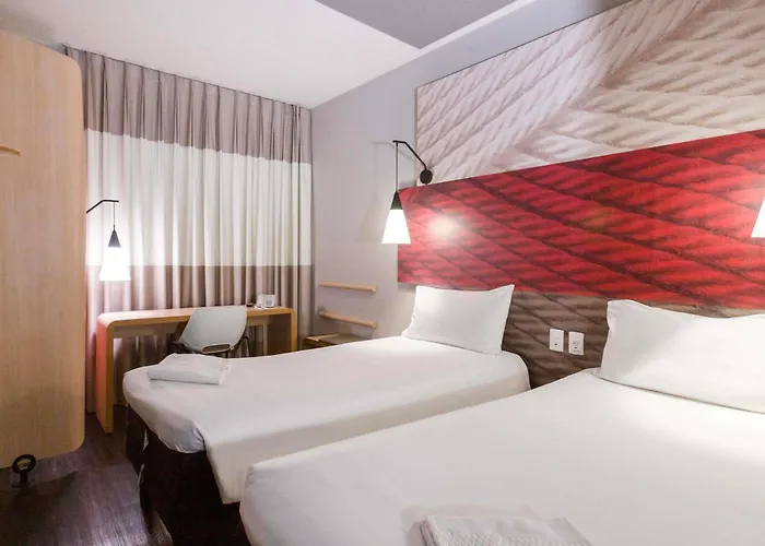 ibis Santos Gonzaga Praia