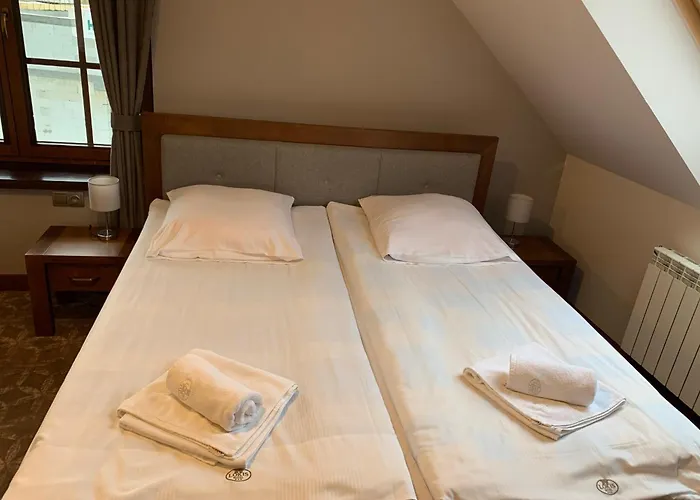 Hotel Lokis
