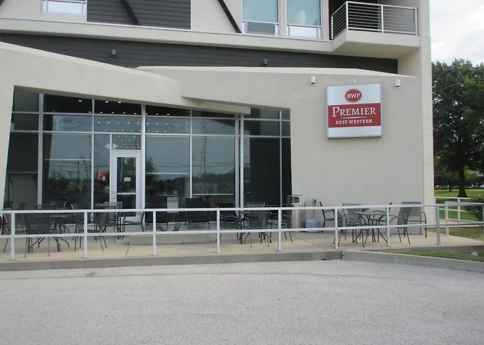Vīb Best Western Springfield