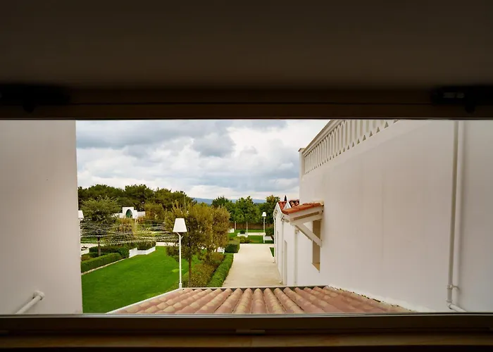 Villa Natia