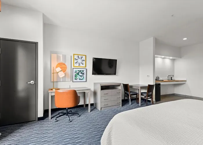 Holiday Inn Gonzales By Ihg