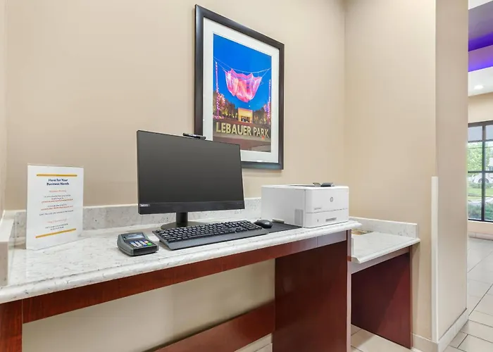 Comfort Suites Greensboro-High Point